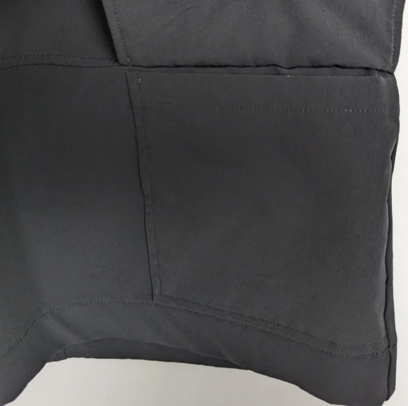TITLE NINE Skirt 6 Blak Active Pockets Stretch Side Zip Outdoors Hiking Athletic - Picture 4 of 8